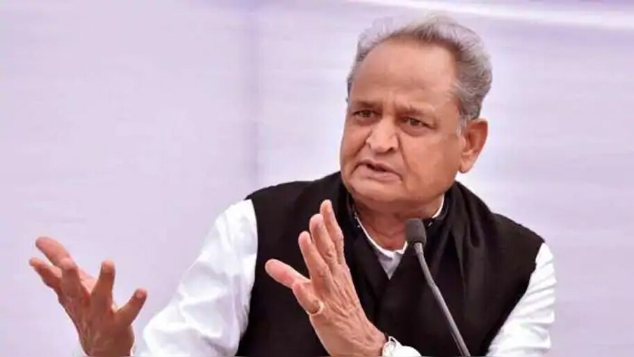 गहलोत ने पायलट पर बोला हमला, 'हमारे पास सबूत हैं कि कैसे उनके दलालों ने काम किया'