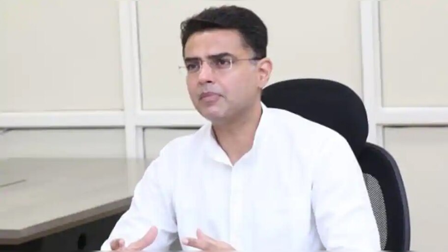 स्पीकर के नोटिस के खिलाफ हाईकोर्ट पहुंचे सचिन पायलट