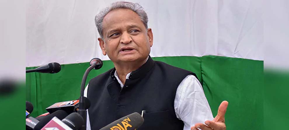 ବର୍ଷିଲେ ଗେହଲୋଟ, କହିଲେ ପାଇଲଟ ନିକମ୍ମା ବର୍ଷିଲେ ଗେହଲୋଟ, କହିଲେ ପାଇଲଟ ନିକମ୍ମା