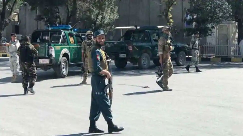 पूर्वी अफगानिस्तान में सेना के काफिले पर फिदायीन हमला, 9 सैनिकों की मौत
