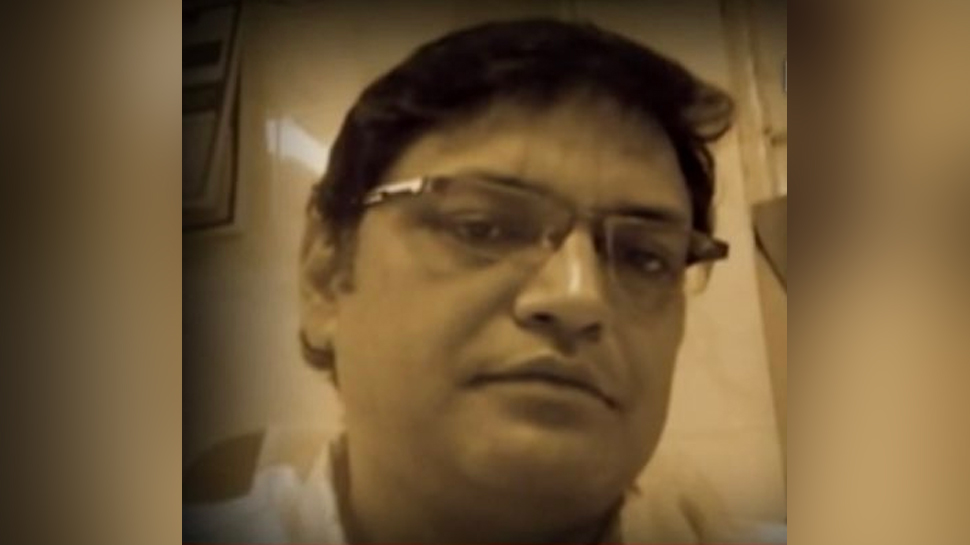 लोगों की खिदमत करते-करते खुद कोरोना से जंग हारे डॉ. जावेद, बीवी ने हुकूमत से की ये अपील लोगों की खिदमत करते-करते खुद कोरोना से जंग हारे डॉ. जावेद, बीवी ने हुकूमत से की ये अपील