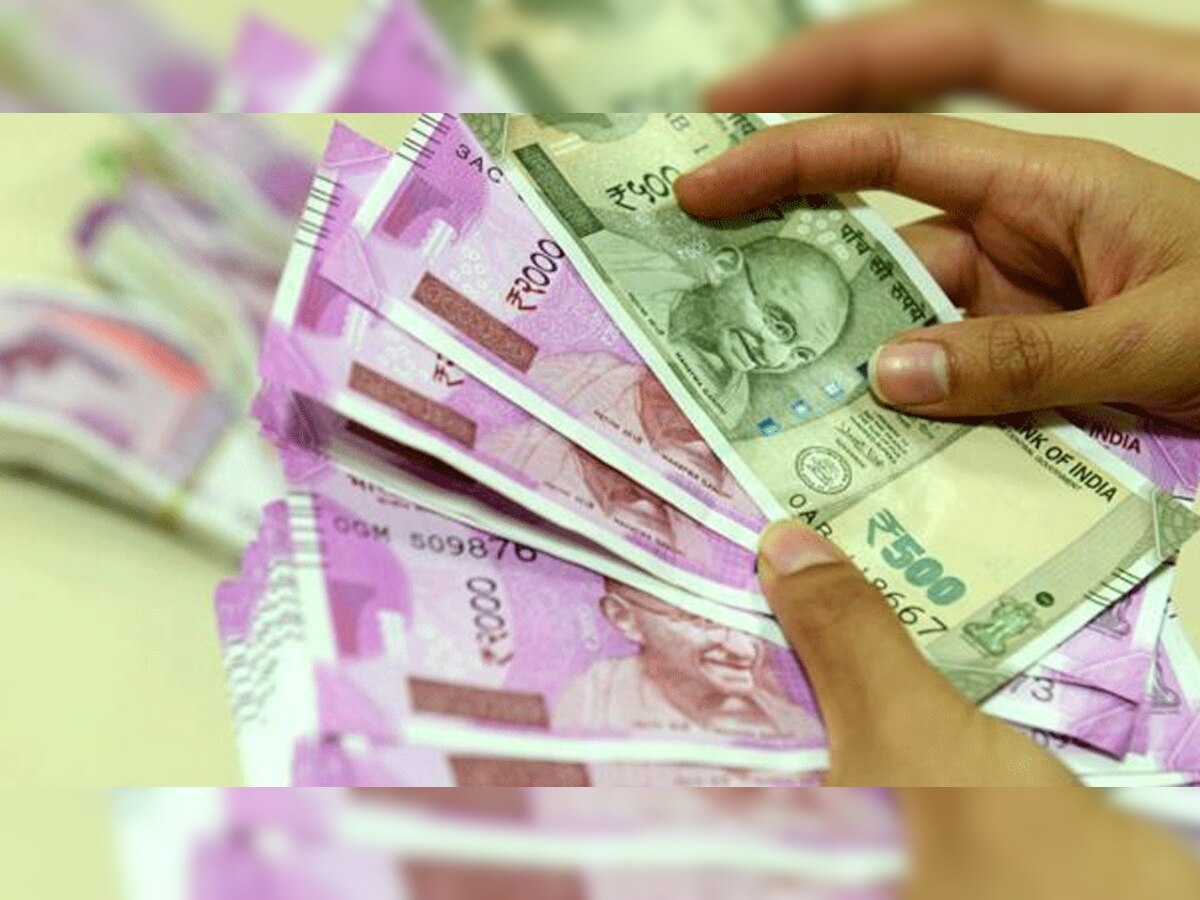 मोदी सरकार दे रही है 10,000 रुपये का कर्ज, इसे लेने के लिए किसी गारंटी की भी जरूरत नहीं