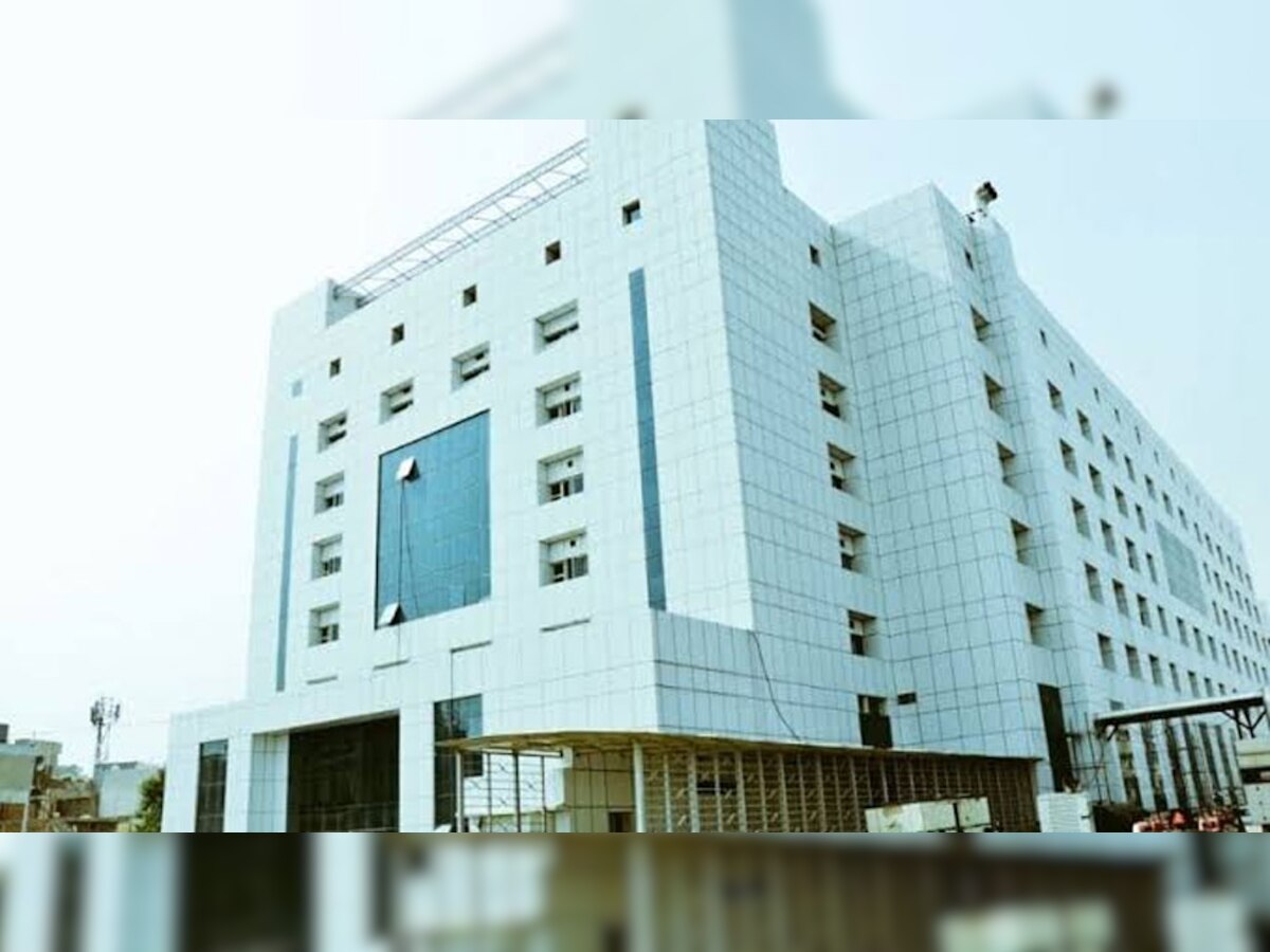 दिल्ली को मिला 450 बेड वाला नया कोविड अस्पताल, CM केजरीवाल ने किया उद्घाटन