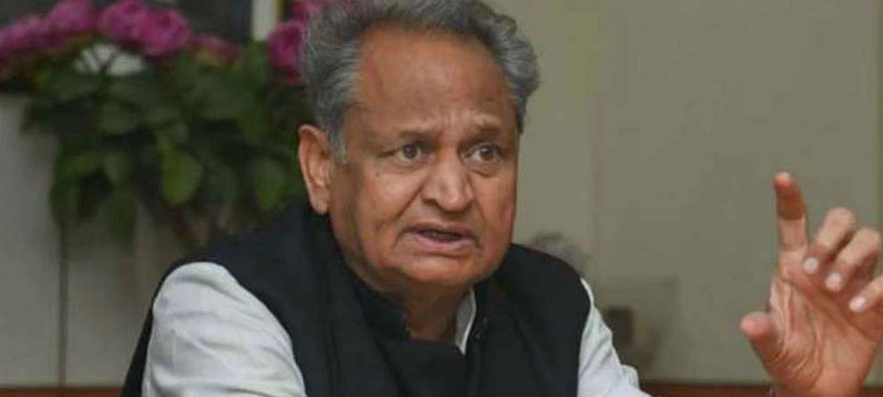 ବିଦ୍ରୋହୀ ବିଧାୟକଙ୍କ ବିରୋଧରେ ମାମଲା, ସୁପ୍ରିମକୋର୍ଟରେ ଆଜି ଶୁଣାଣି ବିଦ୍ରୋହୀ ବିଧାୟକଙ୍କ ବିରୋଧରେ ମାମଲା, ସୁପ୍ରିମକୋର୍ଟରେ ଆଜି ଶୁଣାଣି