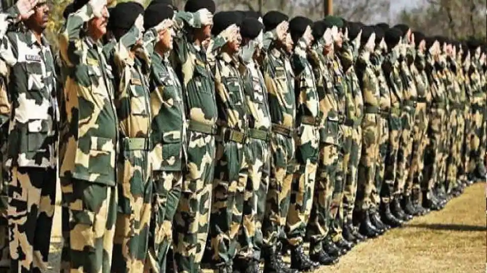 CRPF का 82वां यौमे तासीस: PM मोदी और वज़ीरे दाखिला अमित शाह ने पेश की मुबारकबाद CRPF का 82वां यौमे तासीस: PM मोदी और वज़ीरे दाखिला अमित शाह ने पेश की मुबारकबाद