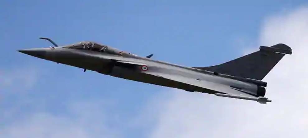 ଭାରତୀୟ ବାୟୁସେନାରେ ସାମିଲ ହେବ ରାଫାଲ, ବୁଧବାର ପହଞ୍ଚିବ ୫ ଲଢୁଆ ବିମାନ ଭାରତୀୟ ବାୟୁସେନାରେ ସାମିଲ ହେବ ରାଫାଲ, ବୁଧବାର ପହଞ୍ଚିବ ୫ ଲଢୁଆ ବିମାନ