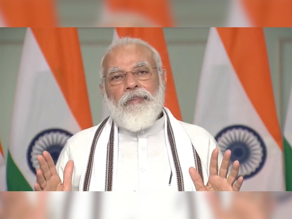 PM मोदी ने किया 3 हाईटैक लैब्स का इफ्तेताह, हर रोज़ होगी10 हज़ार सैंपल्स की जांच