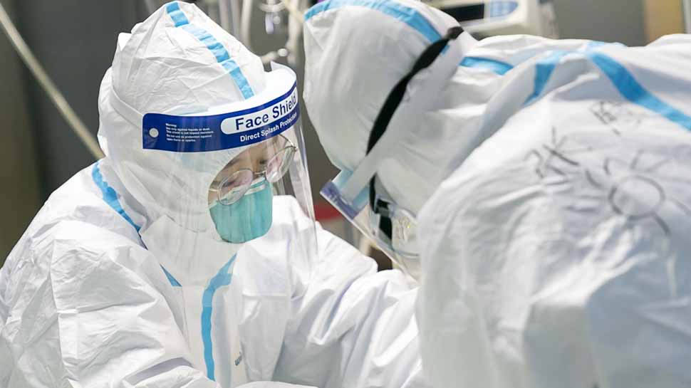 Coronavirus: 24 घंटों में सामने आए 47,704 नए मरीज़, 654 लोगों की हुई मौत Coronavirus: 24 घंटों में सामने आए 47,704 नए मरीज़, 654 लोगों की हुई मौत