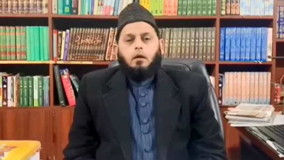 कुर्बानी हमारा मज़हबी फरीज़ा है, रहती दुनिया तक ये हक कोई नहीं छीन सकता: फिरंगी महली