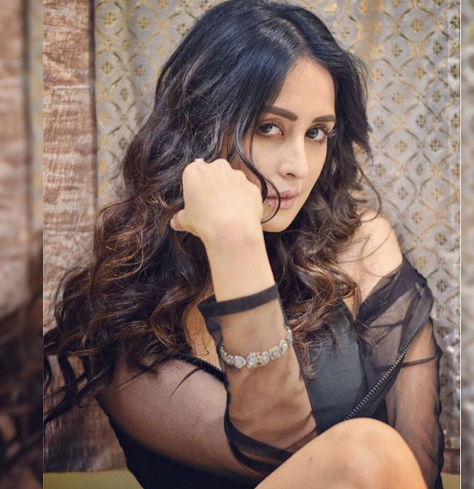 चाहत खन्ना chahat Khanna