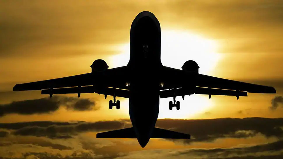 अंतरराष्ट्रीय उड़ानों को लेकर DGCA का नया आदेश, इस तारीख तक रहेंगी सस्पेंड अंतरराष्ट्रीय उड़ानों को लेकर DGCA का नया आदेश, इस तारीख तक रहेंगी सस्पेंड
