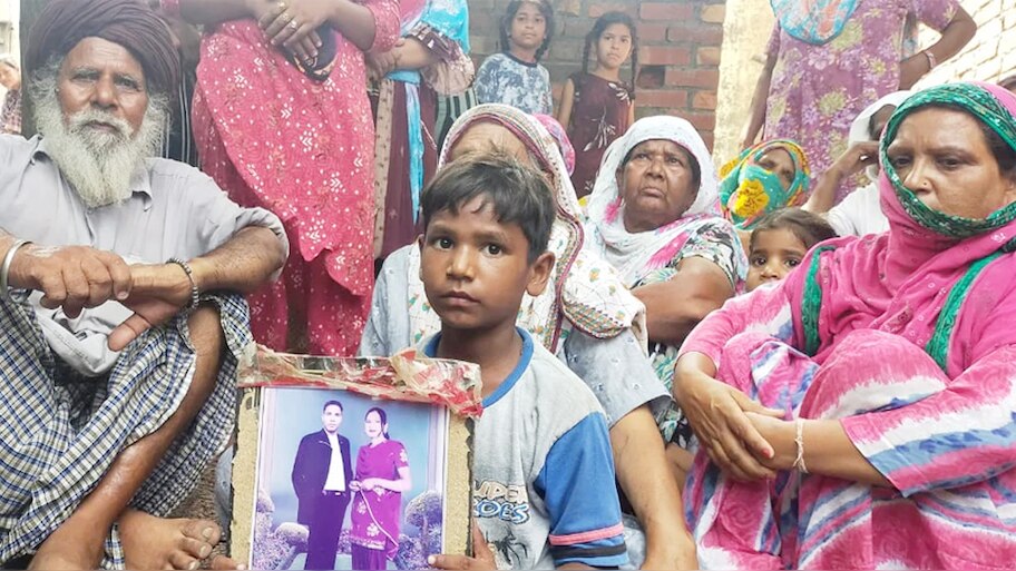 पंजाब में ज़हरीली शराब से अब तक 39 लोगों की मौत, 8 मुल्ज़िम गिरफ्तार