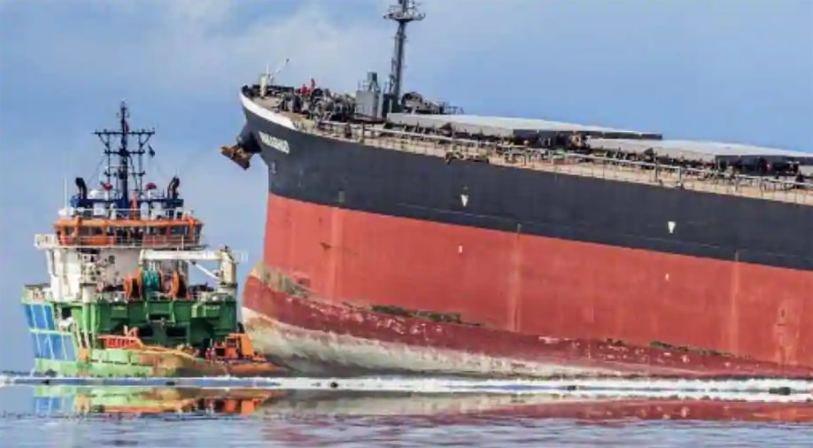 India exploring avenues to help Mauritius to deal with oil spill ईंधन