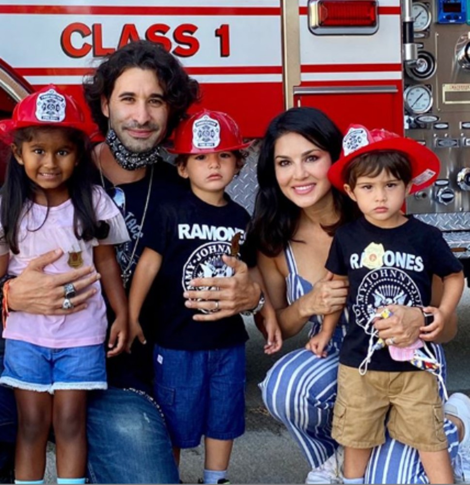 सनी लियोनी इन दिनों अमेरिका में हैं Sunny Leone is in america