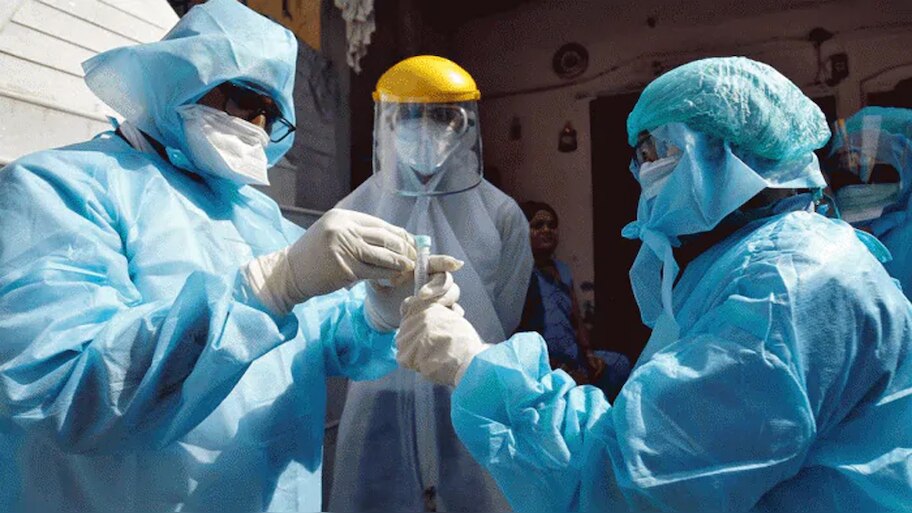 Coronavirus: 24 घंटों में सामने आए 61 हज़ार के नए करीब मरीज़, 834 लोगों की हुई मौत