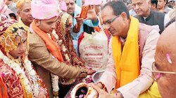मध्य प्रदेश में मुख्यमंत्री कन्या विवाह एवं निकाह योजना में 51 की जगह मिलेंगे 28000 