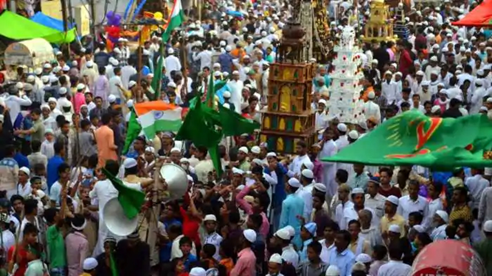 मुल्क में दिखा मुहर्रम का चांद, 30 अगस्त को मनाया जाएगा यौमे आशूरा मुल्क में दिखा मुहर्रम का चांद, 30 अगस्त को मनाया जाएगा यौमे आशूरा