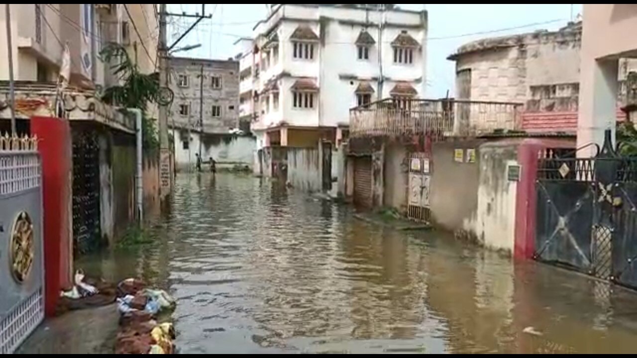 water-logging-in-many-areas-of-ranchi