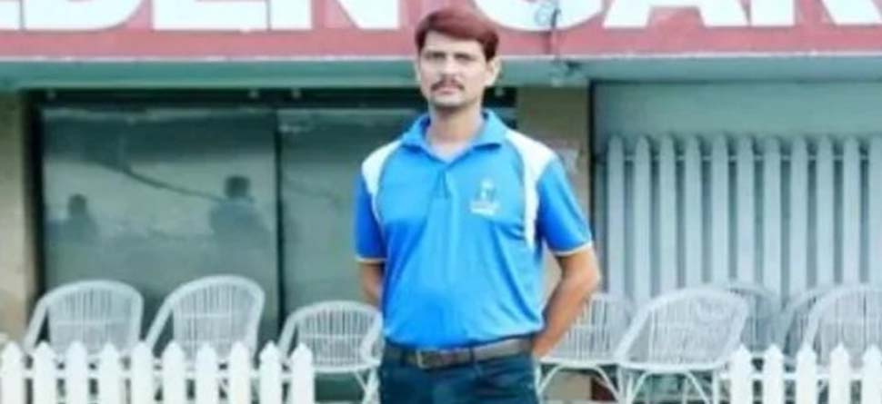 ବାକିଖାତାରୁ ଡିଜିଟାଲ ସ୍କୋରବୋର୍ଡ, ଆଇପିଏଲ ସ୍କୋରର ସୂର୍ଯ୍ୟଙ୍କ କାହାଣୀ ବାକିଖାତାରୁ ଡିଜିଟାଲ ସ୍କୋରବୋର୍ଡ, ଆଇପିଏଲ ସ୍କୋରର ସୂର୍ଯ୍ୟଙ୍କ କାହାଣୀ