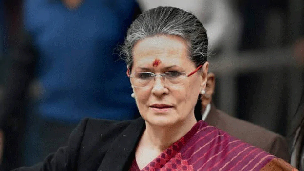 सोनिया गांधी ही बनी रहेंगी कांग्रेस पार्टी सद्र, CWC में लिया गया फैसला सोनिया गांधी ही बनी रहेंगी कांग्रेस पार्टी सद्र, CWC में लिया गया फैसला