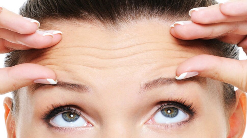 पलकें झपकाएं blinking eyelashes
