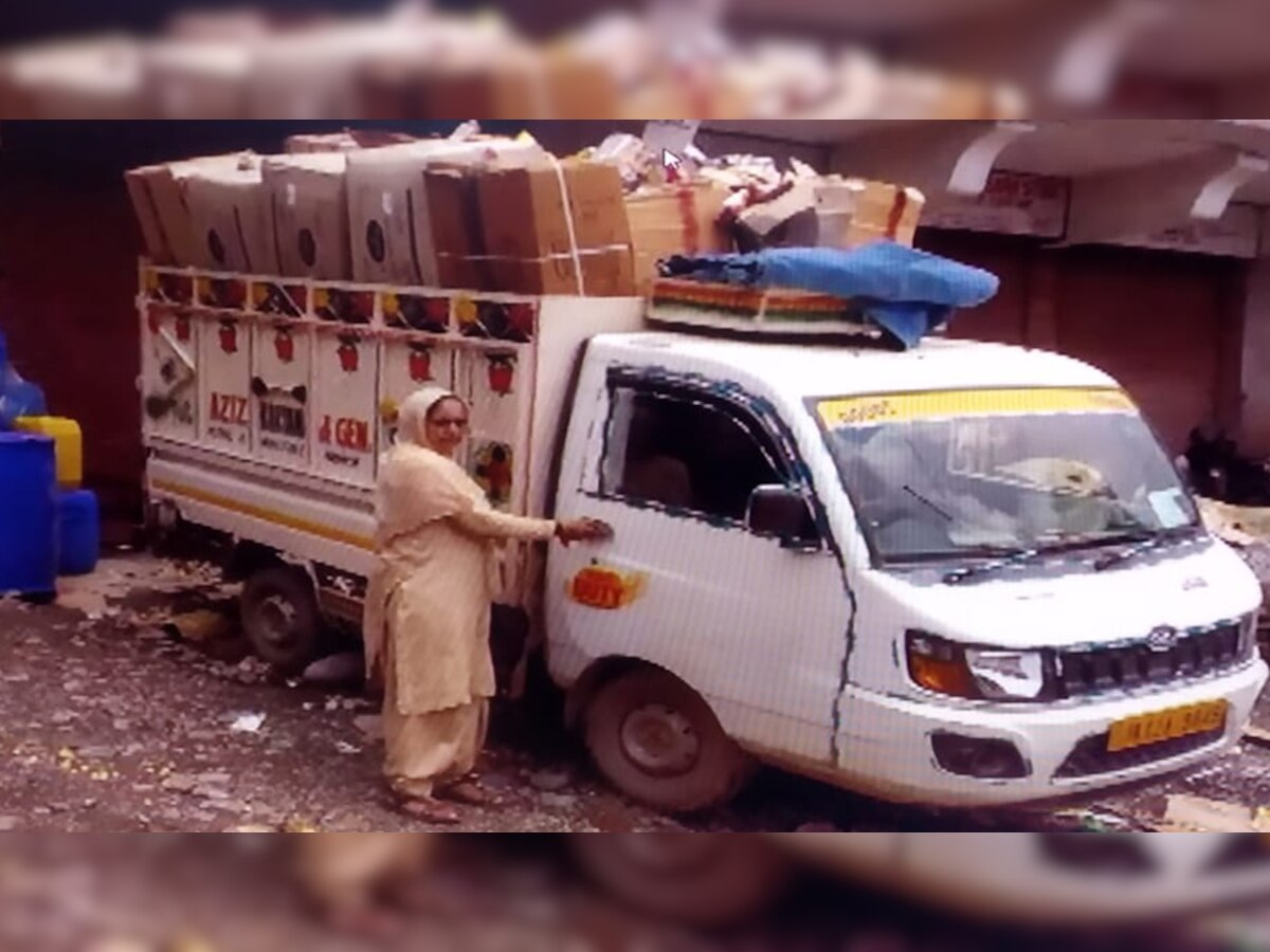 पुंछ जिले की पहली खातून ट्रक ड्राइवर बनीं नूरजान बेगम, गांव-गांव में करती हैं सामान की सप्लाई