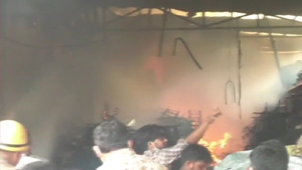 Fire Broke Out In A Toy Company Located In Noida Sector 63 Sixteen Fire ...