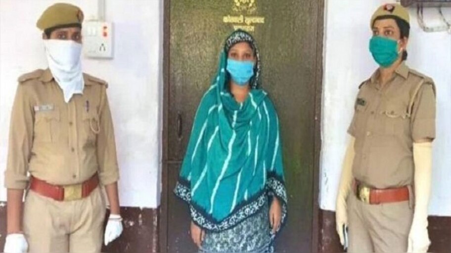 Youtuber हीर खान की मां ने कबूला PAK कनेक्शन, बताया नामी पूर्व पाकिस्तानी क्रिकेटर है रिश्तेदार