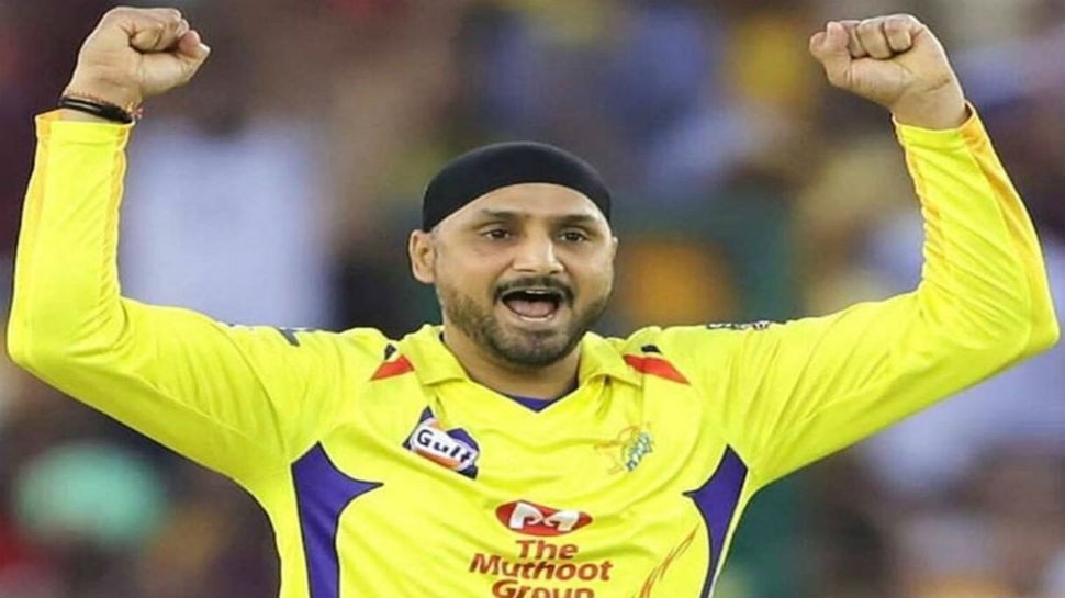 हरभजन सिंह हैं अव्वल, पार्थिव पटेल दे रहे हैं साथ Harbhajan Singh