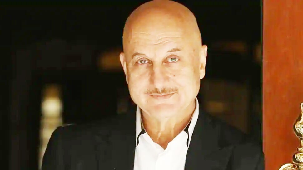 अनुपम खेर