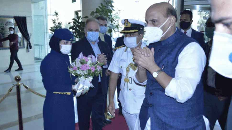 एक और मोर्चे पर चीन की 'घेरेबंदी', ईरान की राजधानी तेहरान पहुंचे रक्षा मंत्री राजनाथ सिंह