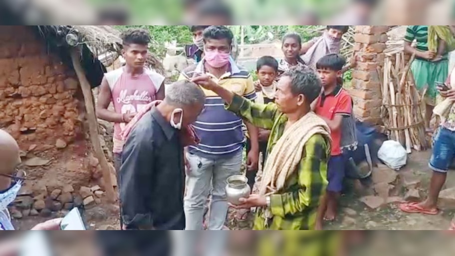 ଏହି ଗାଁରେ ବଳି ଦେଇ ଅତିଥିଙ୍କୁ କରନ୍ତି ସ୍ୱାଗତ !