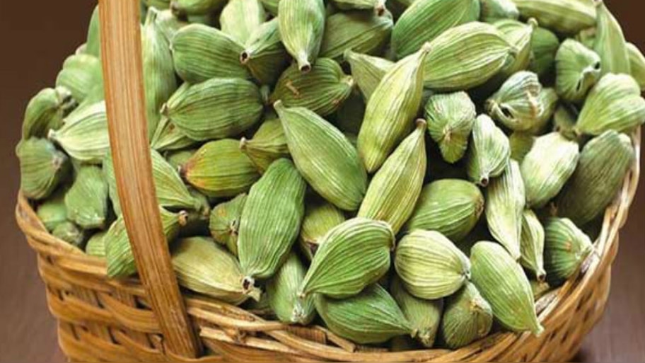 know cardamom health benefits and major side effects | अधिक मात्रा में ...