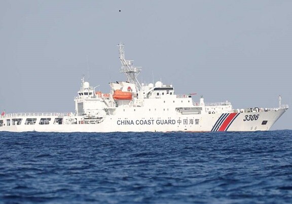 South China Sea में बढ़ा तनाव, इंडोनेशिया ने खदेड़ा चीन का जहाज