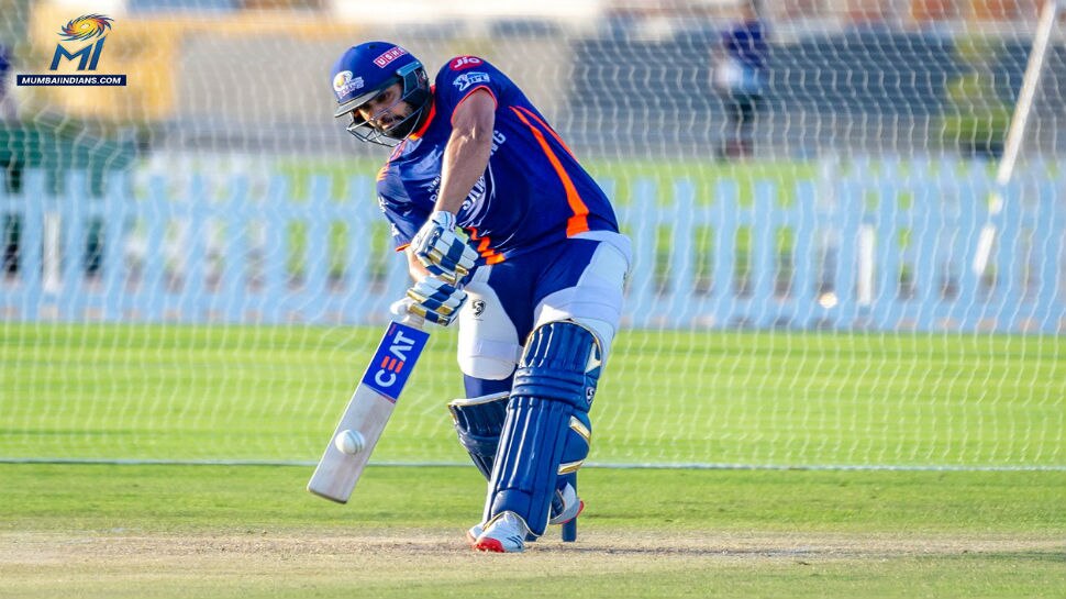 रोहित हैं धोनी के पीछे Rohit Sharma