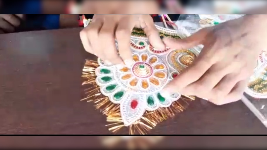 କୋରୋନା ମାଡରେ ଘାଇଲା ବେପାର, ବୁଡ଼ିଗଲା ମୁକୁଟ ବ୍ୟବସାୟ