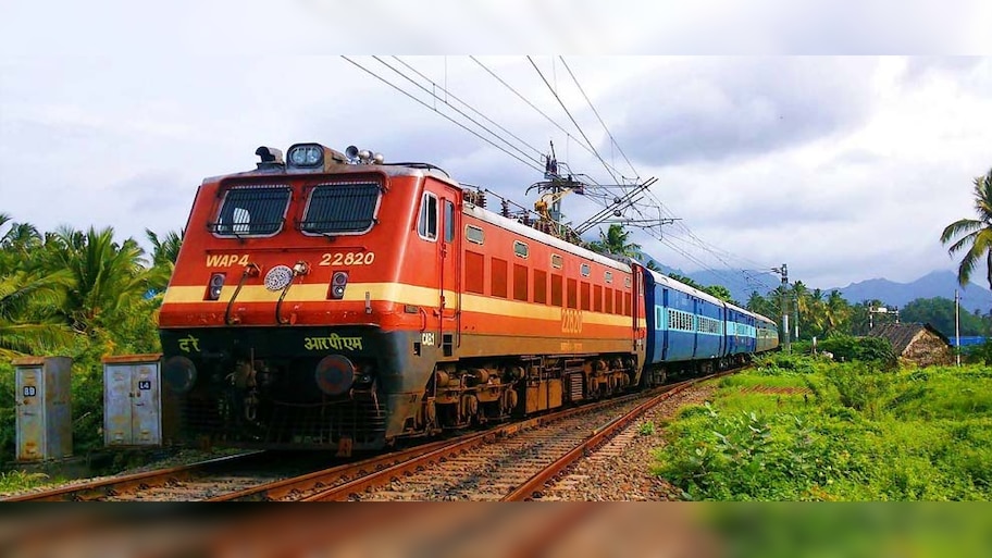 ପାର୍ବଣ ଋତୁରେ ଗଡ଼ିବ ୮୦ଟି ସ୍ୱତନ୍ତ୍ର ଟ୍ରେନ୍ 