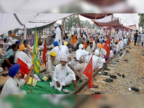किसान बिल: आज से शुरू हुआ कांग्रेस का मुल्कगीर प्रोटेस्ट, पंजाब में रेल रोको आंदोलन