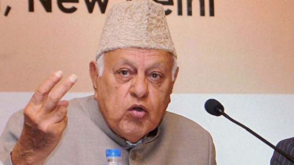 फारूक अब्दुल्ला के बिगड़े बोल, कहा- खुद को भारतीय नहीं मानते कश्मीरी, चीन के साथ जाना चाहते हैं फारूक अब्दुल्ला के बिगड़े बोल, कहा- खुद को भारतीय नहीं मानते कश्मीरी, चीन के साथ जाना चाहते हैं