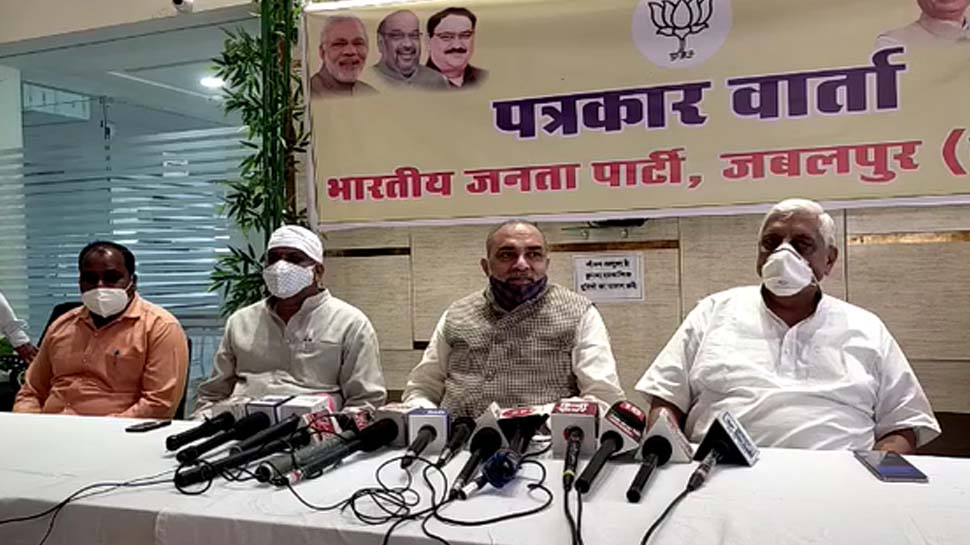 किसान के आत्महत्या की कोशिश पर अरुण यादव ने किया ट्वीट, BJP बोली- अपरिपक्व नेता किसान के आत्महत्या की कोशिश पर अरुण यादव ने किया ट्वीट, BJP बोली- अपरिपक्व नेता