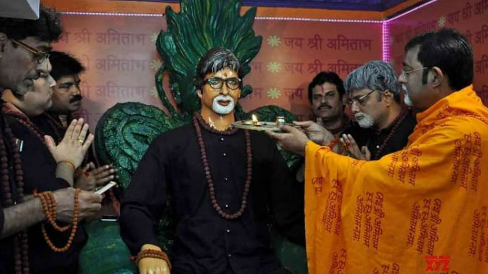 Amitabh Bachchan 78 Birthday, organizes virtual meeting at his temple | 78  के हुए Amitabh Bachchan, उनके मंदिर में ऐसी है सेलिब्रेशन की तैयारी - Only  Hindi News Today