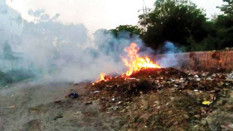 Gopal Rai imposed fine of 1 crore on MCD for burning garbage on the