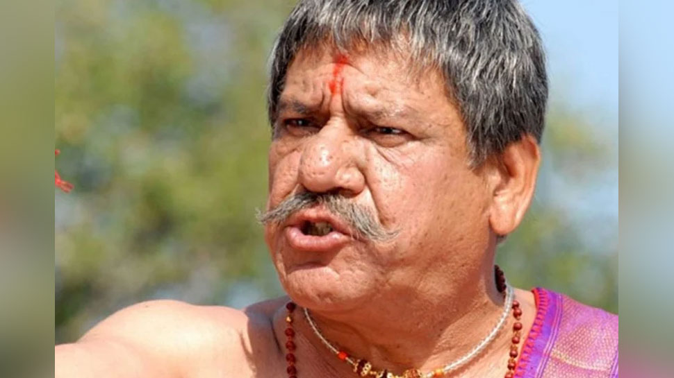 नक्सलियों पर विवादित बयान Om Puri Birthday