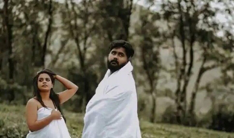 Kerala People Trolled Couple Who Put Romantic Photos On
