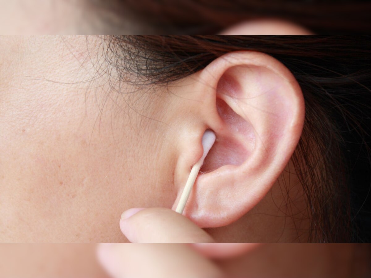 Ear Issue: भूलकर भी न करें ये गलती, कान में हो सकती बड़ी समस्या