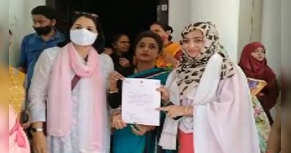 poet munawwar rana s daughter urusha rana joins congress party ...