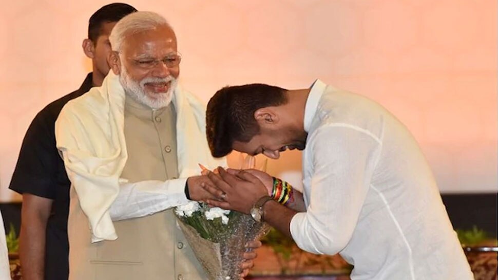 पिता को याद कर भावुक हुए चिराग पासवान, इस बात के लिए PM मोदी को दिया धन्यवाद पिता को याद कर भावुक हुए चिराग पासवान, इस बात के लिए PM मोदी को दिया धन्यवाद