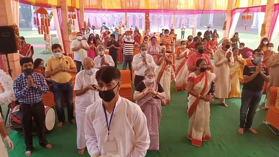 आधे घंटे में सिर्फ 30 लोगों को एंट्री
