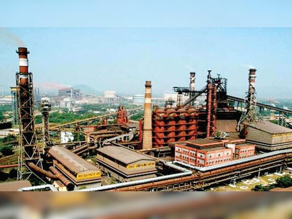 ୮ ମାସ ହେବ ମିଳିନାହିଁ ଦରମା, ଦୁଃଖକଷ୍ଟରେ ଦିନ କାଟୁଛନ୍ତି ନୀଳାଚଳ ଇସ୍ପାତ କର୍ମଚାରୀ