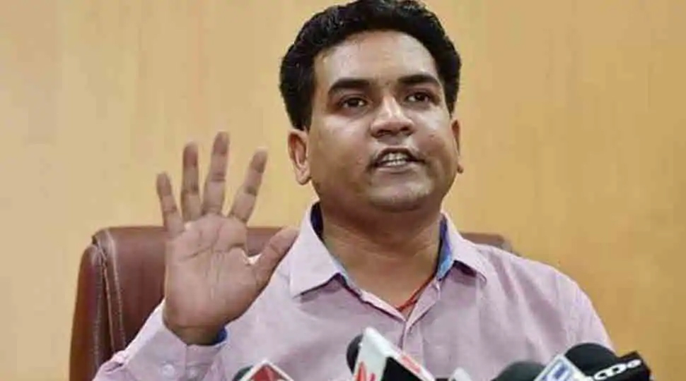 आखिर क्यों BJP के बड़बोले नेता को कोर्ट में 'मांगनी पड़ी माफी' आखिर क्यों BJP के बड़बोले नेता को कोर्ट में 'मांगनी पड़ी माफी'